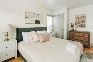 Quaint Vintage Reno in Manheim - 1