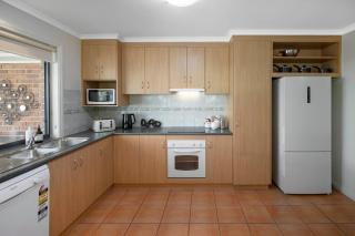 Adelaide Hills 4 bed home near Hahndorf Mt Barker - - 3