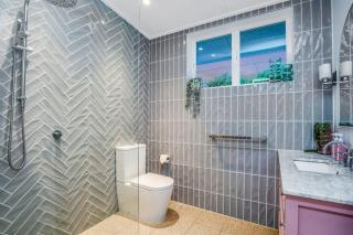 Gold Coast-Miami Mid-Century Beach Home With Pool - 1