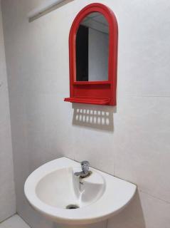 Flat in Kochi (302) - Cochin - 3