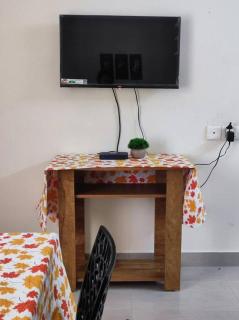 Flat in Kochi (302) - Cochin - 7