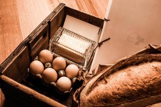 The Picker's Hut - Luxury Farm Stay -  - 9