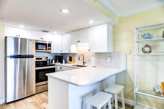 South Beach Condo Hotel by Travel Resort Services, Inc. - 6