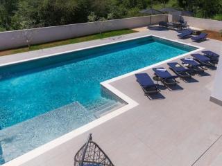 Ferienhaus mit Privatpool für 10 Personen ca 300 qm in Loborika, Istrien Südküste von Istrien - Loborika - 3