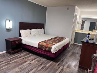 Smith Motel - Calhoun - 4