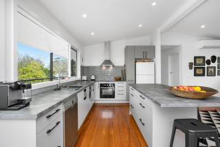 Evans Beach Retreat - Somers - 4