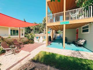 LaLa's Beach House - New Smyrna Beach - 3