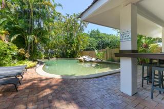 1 Bedroom @ Palm Villas #22 - Port Douglas - 1