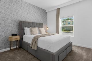 5 Bedroom- 4 Bathroom- Storey Lake 2601 Ss - Kissimmee - 1