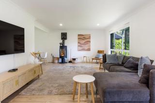Coastal Oasis - Pet Friendly - 6 Mins Walk to Beach - Callala Beach - 0