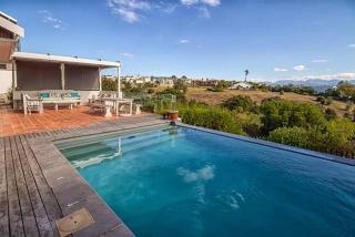 4 Bedroomed Holiday Home With Extensive Views - 7
