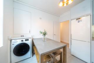 Charming 2 Bedroom Flat in Central London - 3