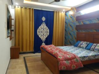 IVY Guest House II - 1