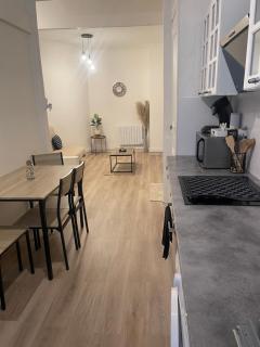 Appartement authentique coeur de ville sete - Sète - 2