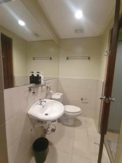 Spacious Studio Apartment B502 - Manila - 2