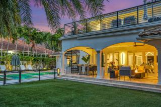 Waterfront Villa Beach Proximity Venice of America Coastal Extravagance Palm Key VlLLAS - Fort Lauderdale - 6