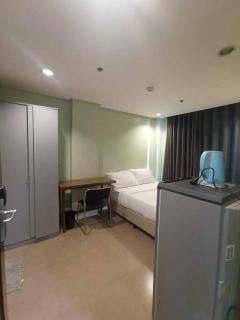 Spacious Studio Apartment B503 - Manila - 1