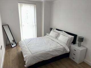 Luxury - Smart TV - Fast Wifi - Near Utilitia Arena & ICC - Birmingham - 5
