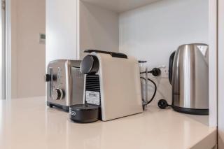 Spacious 2 bedroom apartment with Free parking-00189 - Melbourne - 5