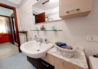 Monolocale-7 minuti da Bergamo, 10 minuti Milan Bergamo Airport - 3