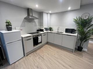 Westhill Road Apartment - Bournemouth - 8