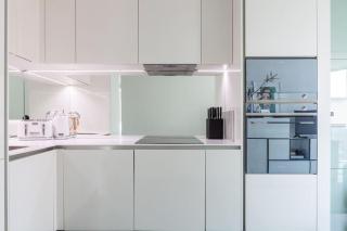 Full of Light & Spacious 2BR residence, 9 Elms - Londra - 3