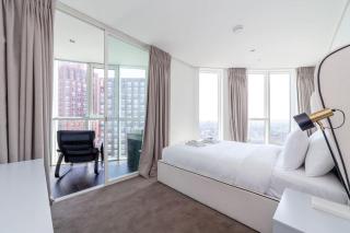Full of Light & Spacious 2BR residence, 9 Elms - Londra - 6