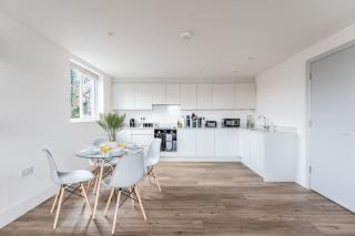 Stunning 2 Bed in Bournemouth Central + Parking - Bournemouth - 0