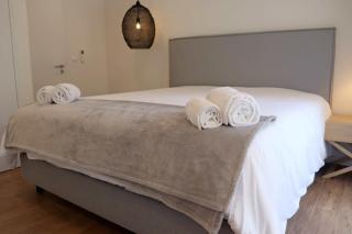 Villa Hibiscus, great location in Vilamoura, lush green lawns and garden - Quarteira - 7