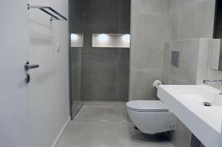 Villa Hibiscus, great location in Vilamoura, lush green lawns and garden - Quarteira - 3