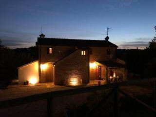 Casa San Pietro, restored farmhouse with pool - Ostra Vetere - 1