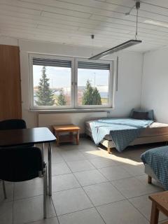 Zimmervermietung Conny - Monteurzimmer - - Elsterwerda - 0