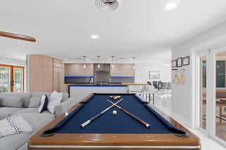 Luxury Kitchen Heated Pool Pool Table Bikes - Fort Lauderdale - 2