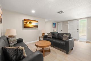 3 miles to Honeymoon Island Firepit & Pool - Palm Harbor - 5