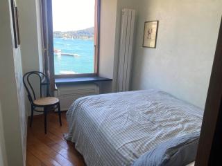Azzurra, sulla Calata di Portovenere - Portovenere - 4