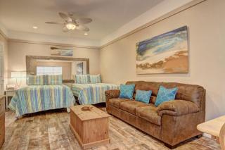 Island Oasis (Island Retreat #1) - Port Aransas - 2