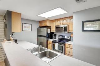 Gulf Retreat at Sea Sands Condos community pool - 1