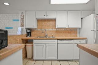 A Sunny Beach at Sea Sands Condominiums - Port Aransas - 1