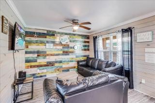 Mermaid Cottage (Anchor Courts #4) - Port Aransas - 8