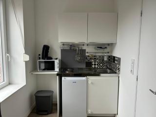 superbe studio meublé avec parking - Maubeuge - 2