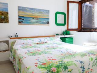 Comfy Flat W/ Pool, Tennis Court & Private Beach! - Porto Conte - 6