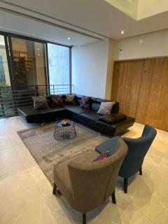 Villa Ramses Fidjrosse Benin , 7 pièces Rooftop + 5 min plages - Cotonou - 6