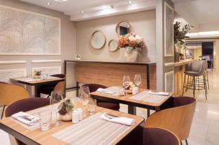 Catalonia Las Cortes - 1