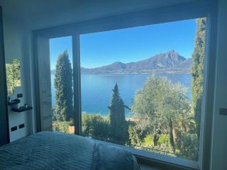 3 Zimmer Apartment am Gardasee mit traumhaften Seeblick und Pool in Torri del Benaco - Torri del Benaco - 0