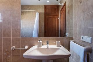 Can Pere March. Casa familiar con piscina. - 3