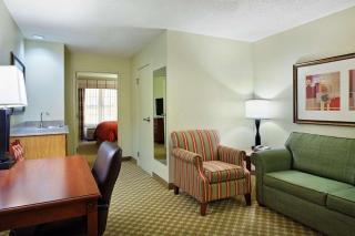Country Inn & Suites by Radisson, Rock Falls, IL - Rock Falls - 2