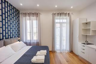 House in Decumani Entire Apartment By HouseinNaples - Naples - 1
