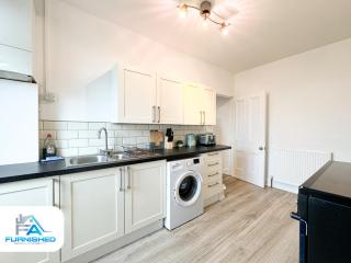 Free Parking - Family Stays - Spacious - Harrogate - 2