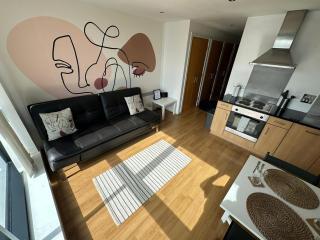Pass the Keys Cosy 1 bed next to SEC, OVO Hydro, Finnieston - Glasgow - 4