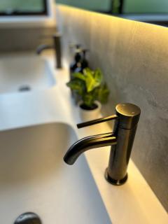 2 Beddie by the Bay - Auckland - 6